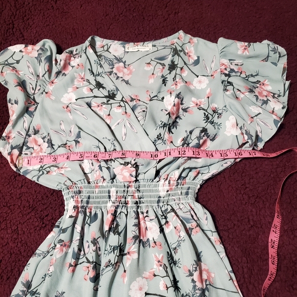 Jon & Anna Sage Green Floral Peplum Blouse Flutter Sleeve,Smocked Waist Sz M - Picture 5 of 6